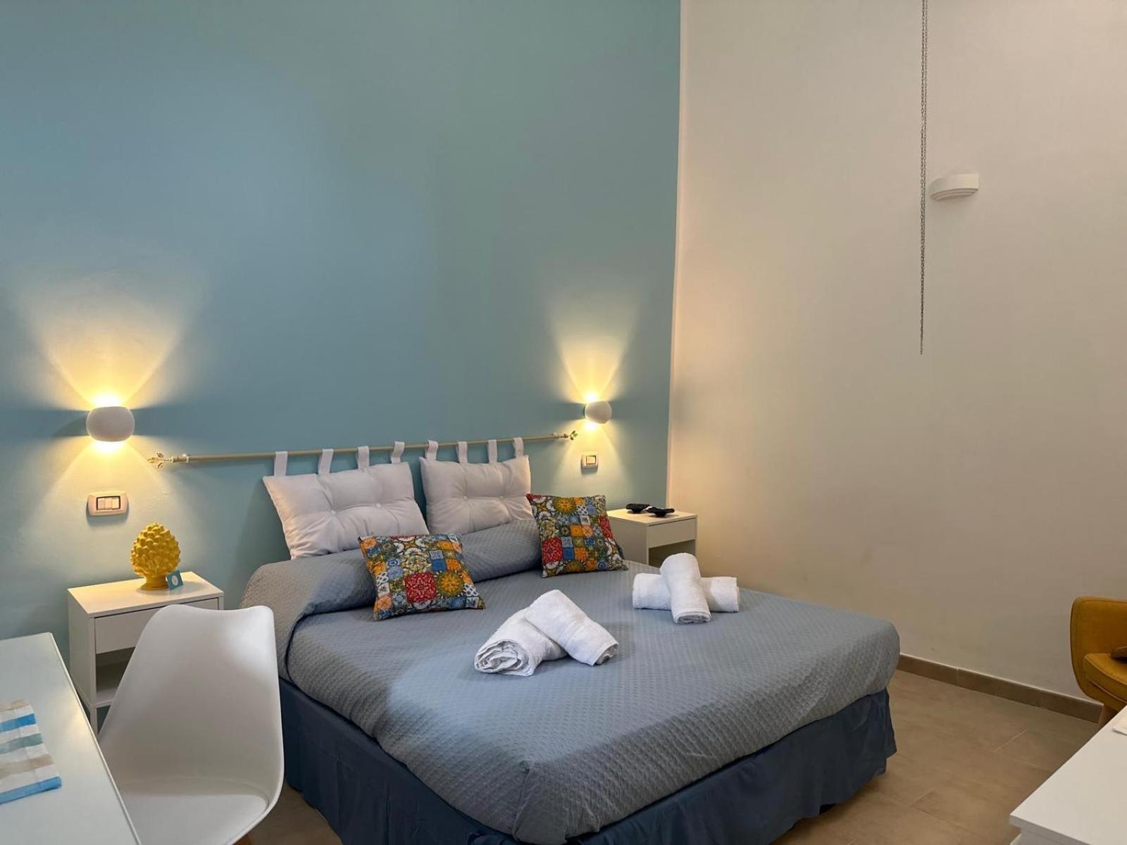 Madre Terra Airport Rooms And Suites Terrasini Exterior foto