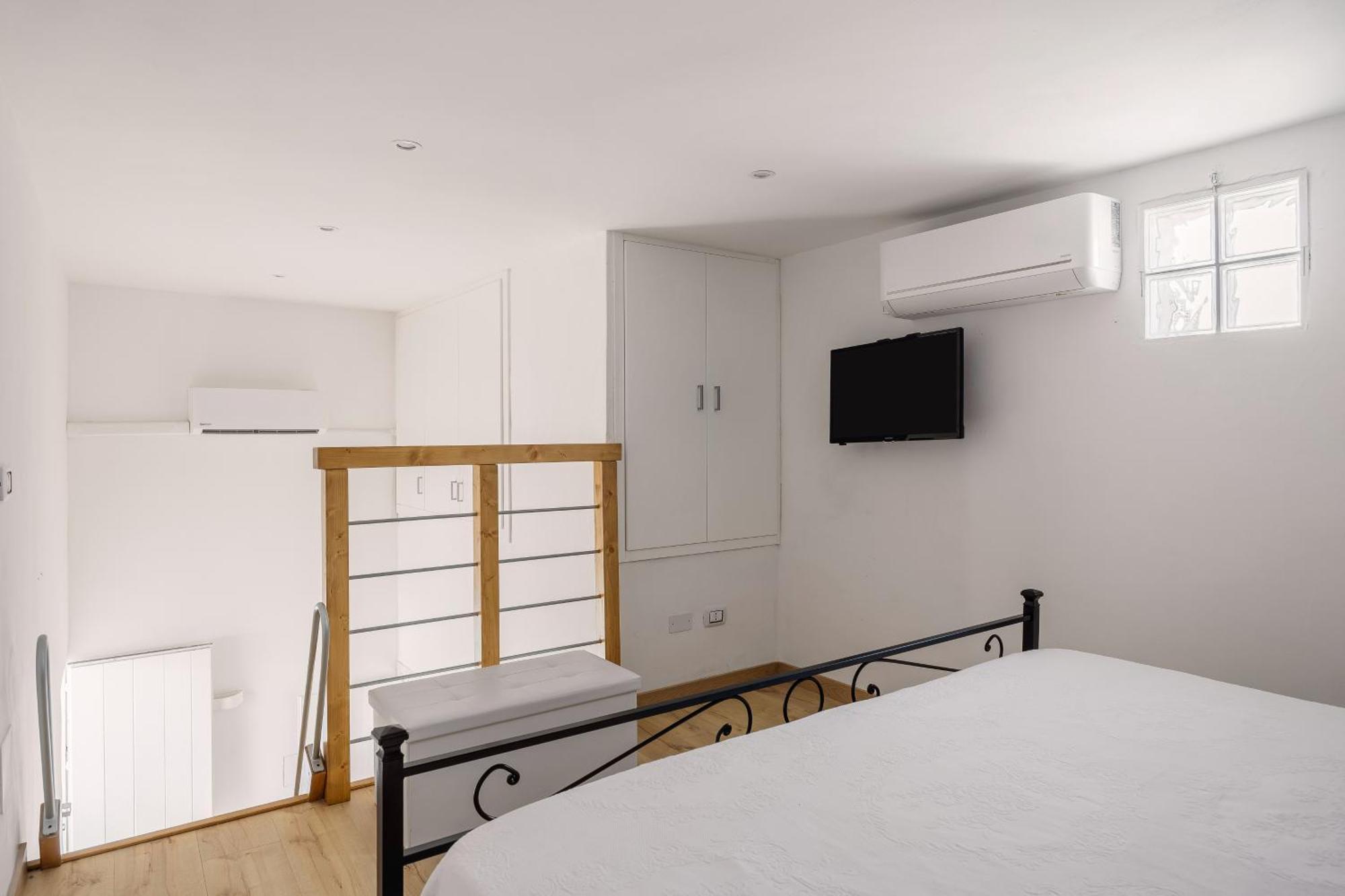 Madre Terra Airport Rooms And Suites Terrasini Exterior foto